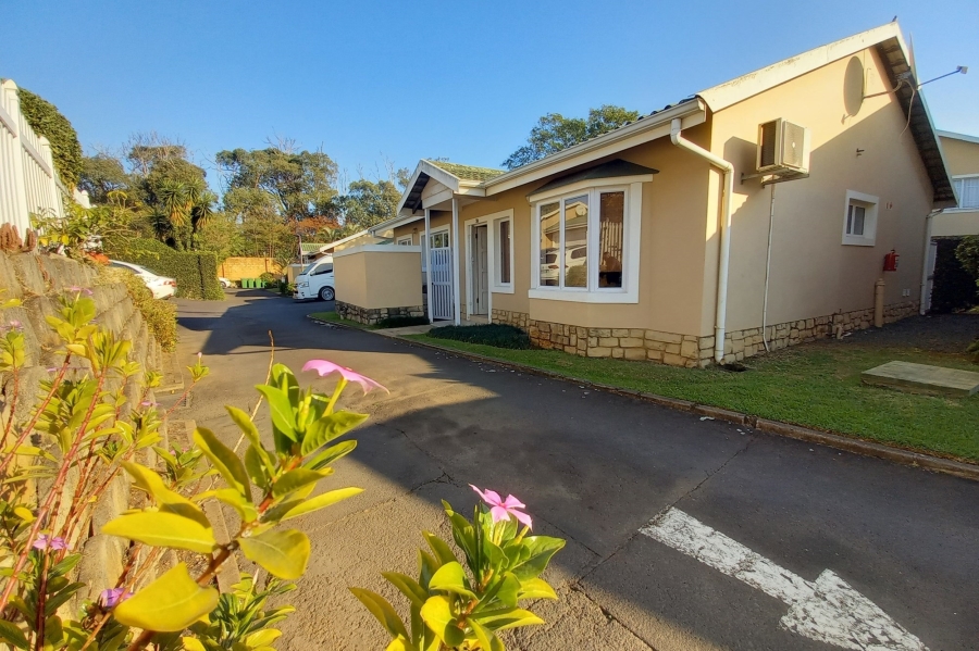 To Let 3 Bedroom Property for Rent in Mount Edgecombe KwaZulu-Natal