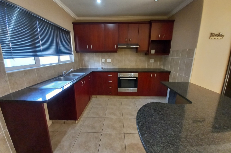 To Let 3 Bedroom Property for Rent in Mount Edgecombe KwaZulu-Natal