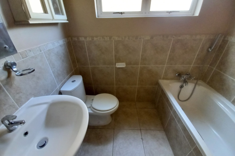 To Let 3 Bedroom Property for Rent in Mount Edgecombe KwaZulu-Natal