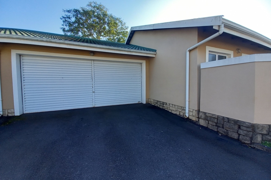 To Let 3 Bedroom Property for Rent in Mount Edgecombe KwaZulu-Natal