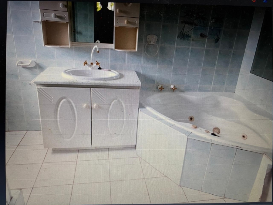 4 Bedroom Property for Sale in Fairview KwaZulu-Natal