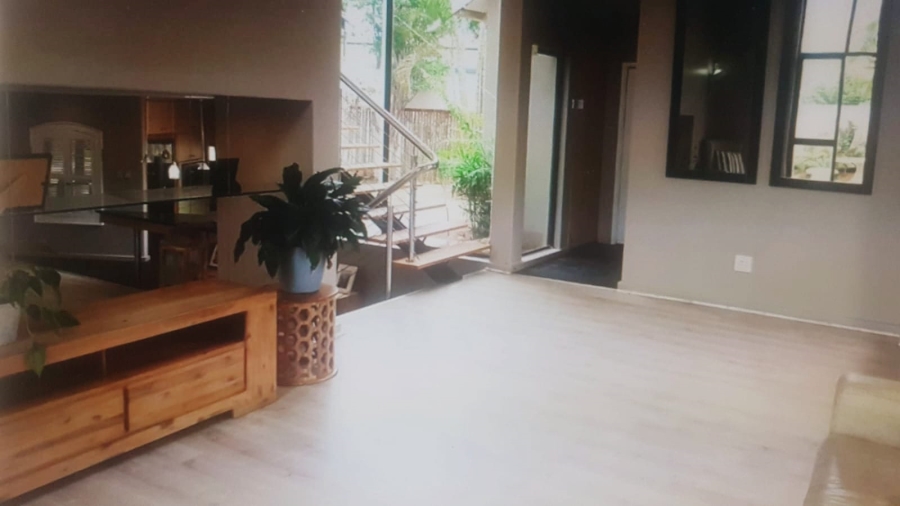 To Let 5 Bedroom Property for Rent in Umhlanga KwaZulu-Natal