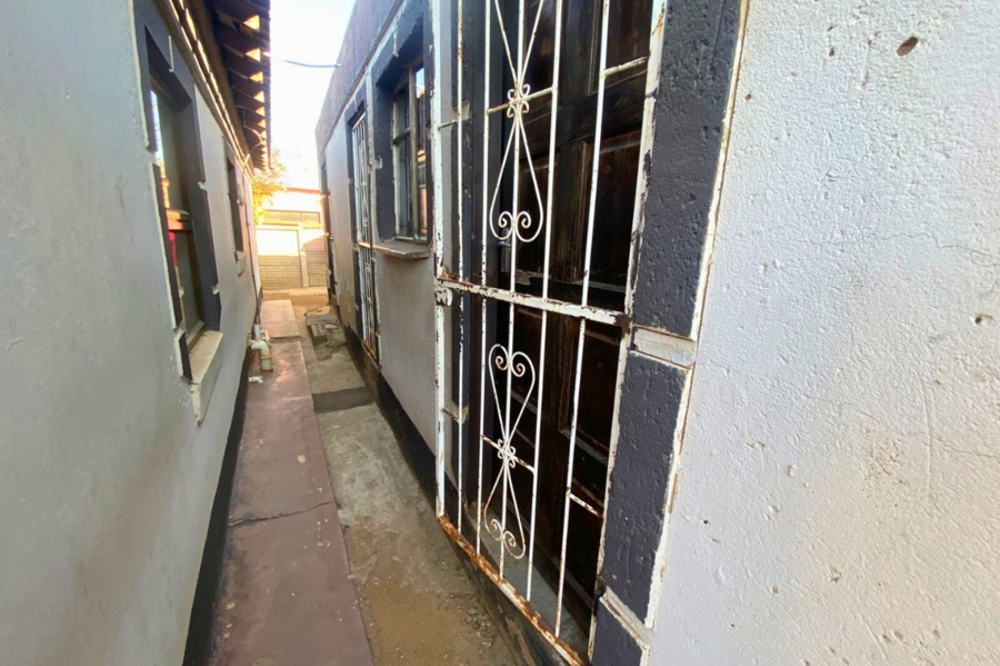 3 Bedroom Property for Sale in Bhekuzulu KwaZulu-Natal