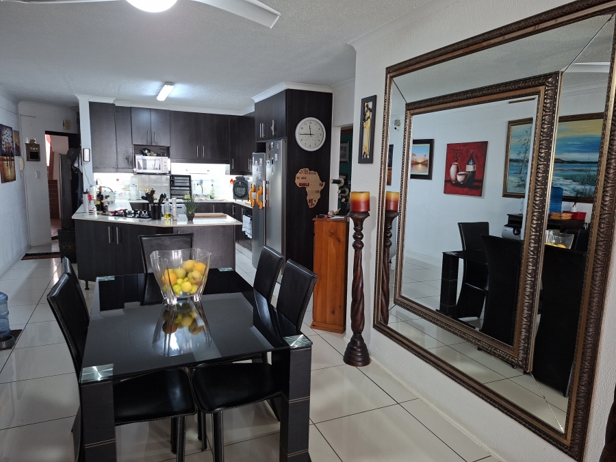 3 Bedroom Property for Sale in Uvongo Beach KwaZulu-Natal
