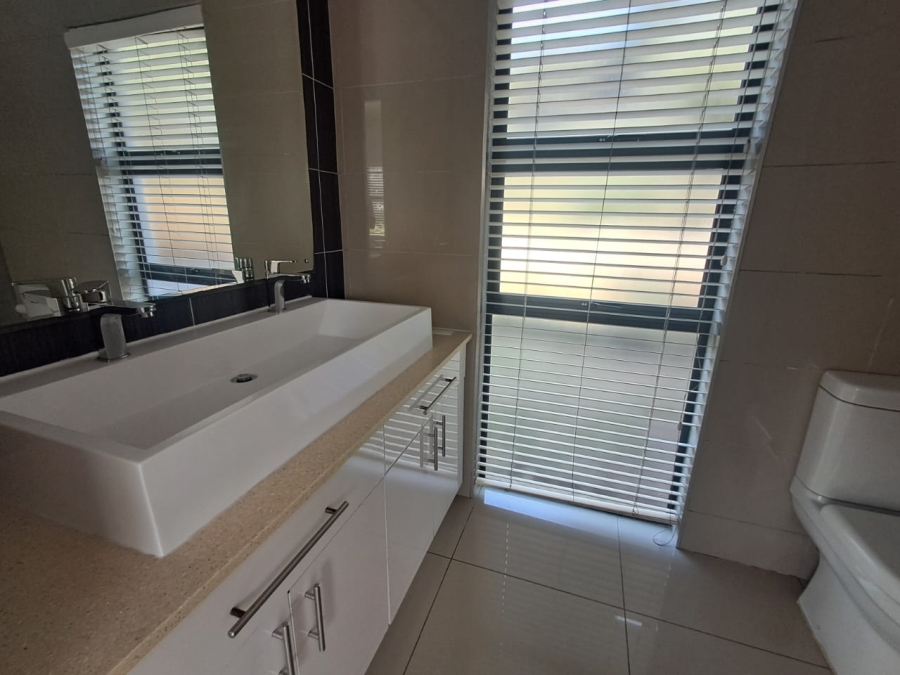 3 Bedroom Property for Sale in Palm Lakes Estate KwaZulu-Natal