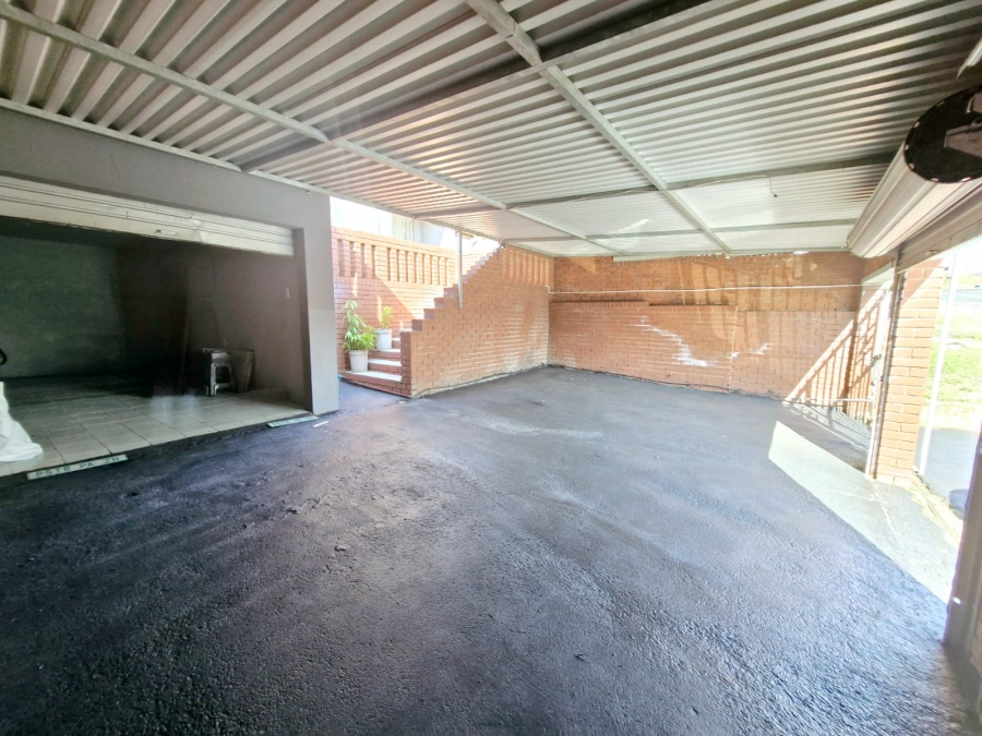 5 Bedroom Property for Sale in Forest Haven KwaZulu-Natal