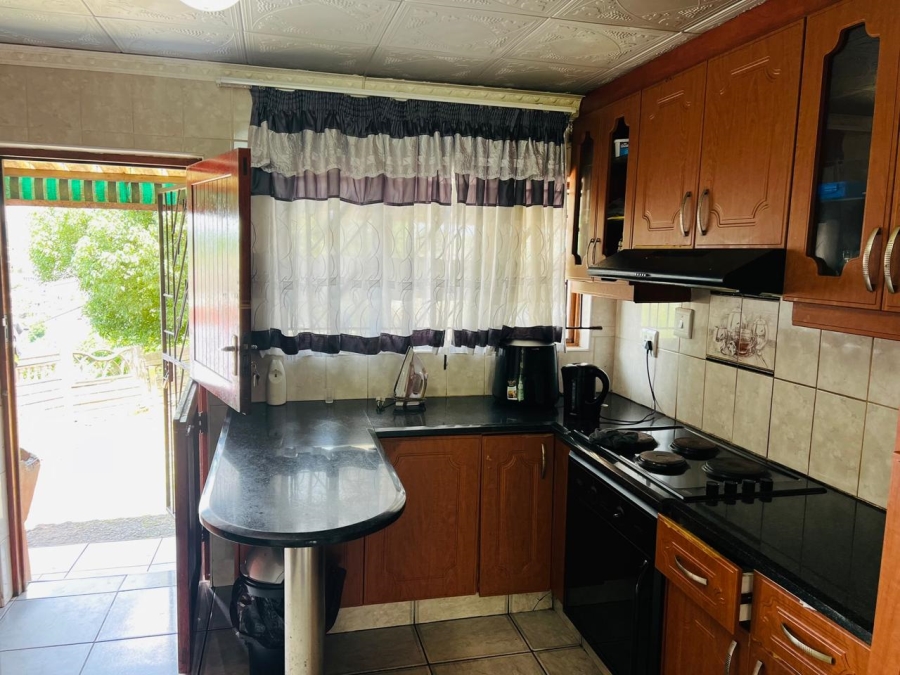 3 Bedroom Property for Sale in Epitoli KwaZulu-Natal