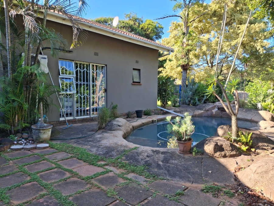 4 Bedroom Property for Sale in Athlone Park KwaZulu-Natal