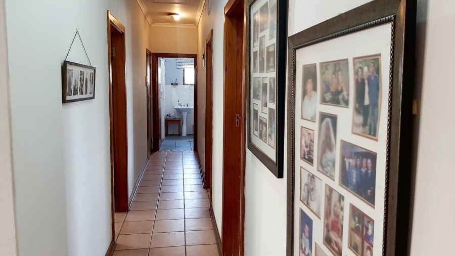4 Bedroom Property for Sale in Athlone Park KwaZulu-Natal