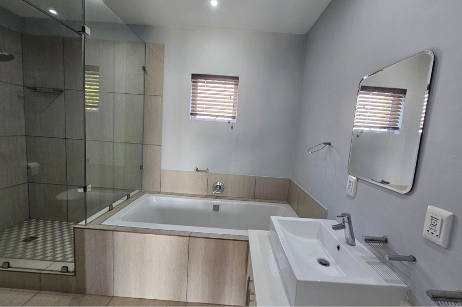 2 Bedroom Property for Sale in Clarendon KwaZulu-Natal