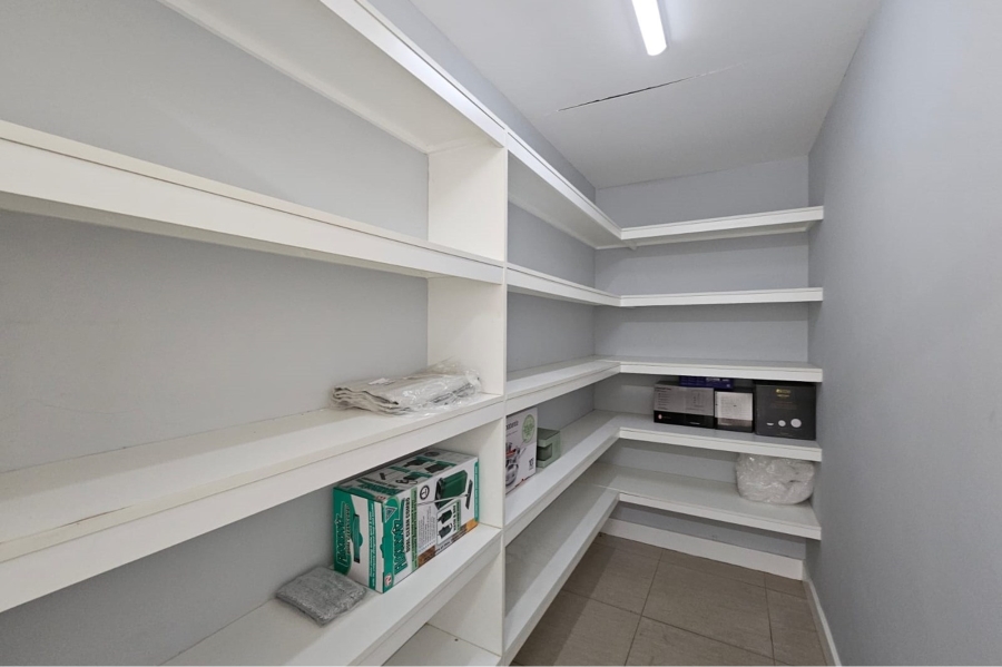 2 Bedroom Property for Sale in Clarendon KwaZulu-Natal