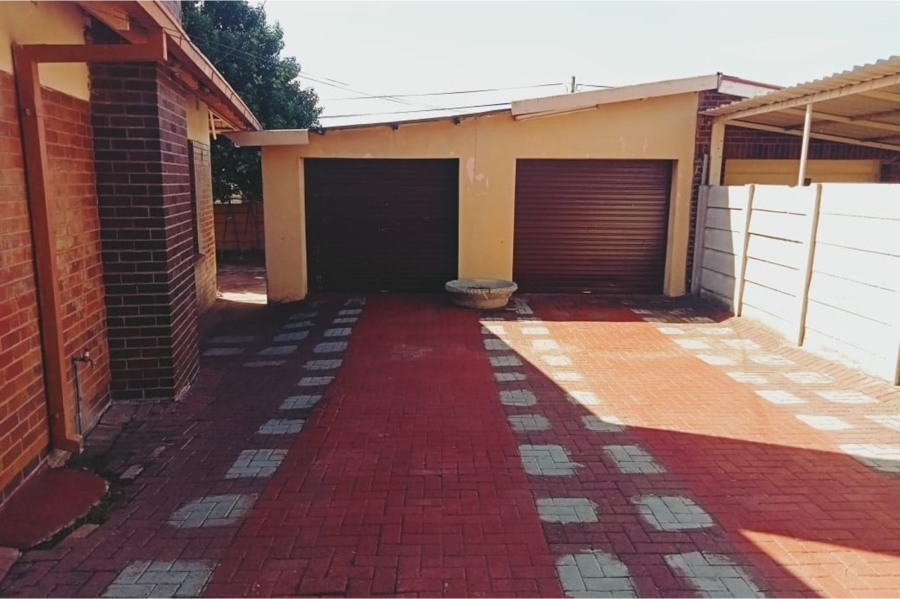 4 Bedroom Property for Sale in Ingagane KwaZulu-Natal