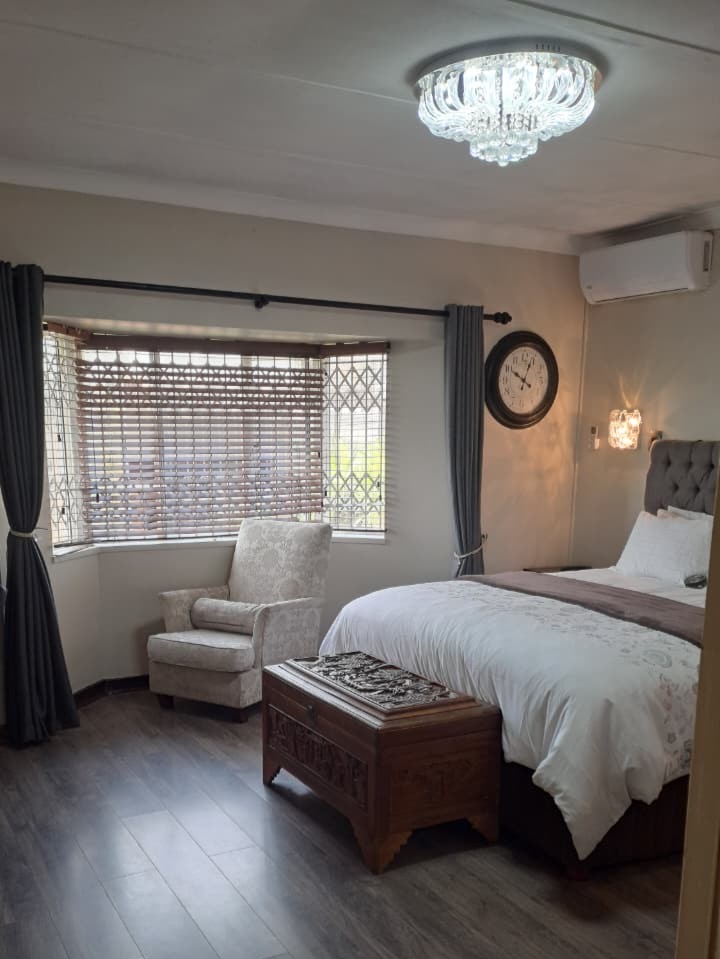 4 Bedroom Property for Sale in Brighton Beach KwaZulu-Natal