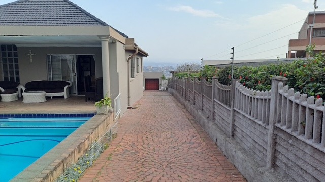 4 Bedroom Property for Sale in Brighton Beach KwaZulu-Natal