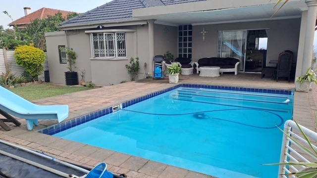 4 Bedroom Property for Sale in Brighton Beach KwaZulu-Natal