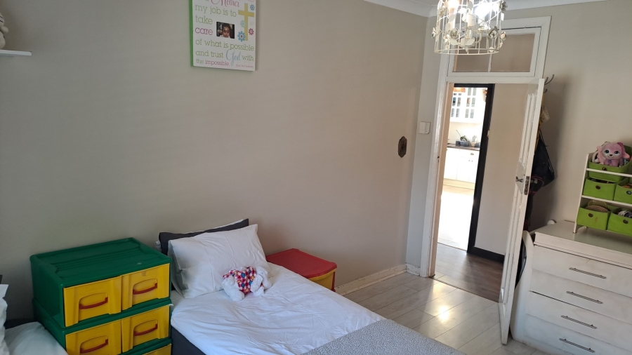 4 Bedroom Property for Sale in Brighton Beach KwaZulu-Natal