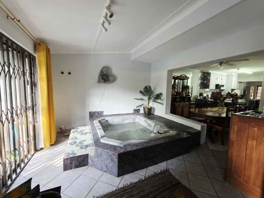 3 Bedroom Property for Sale in Arboretum KwaZulu-Natal
