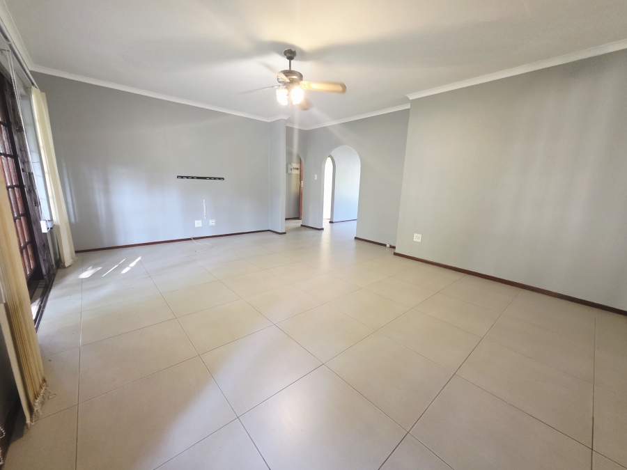 3 Bedroom Property for Sale in Empangeni Central KwaZulu-Natal