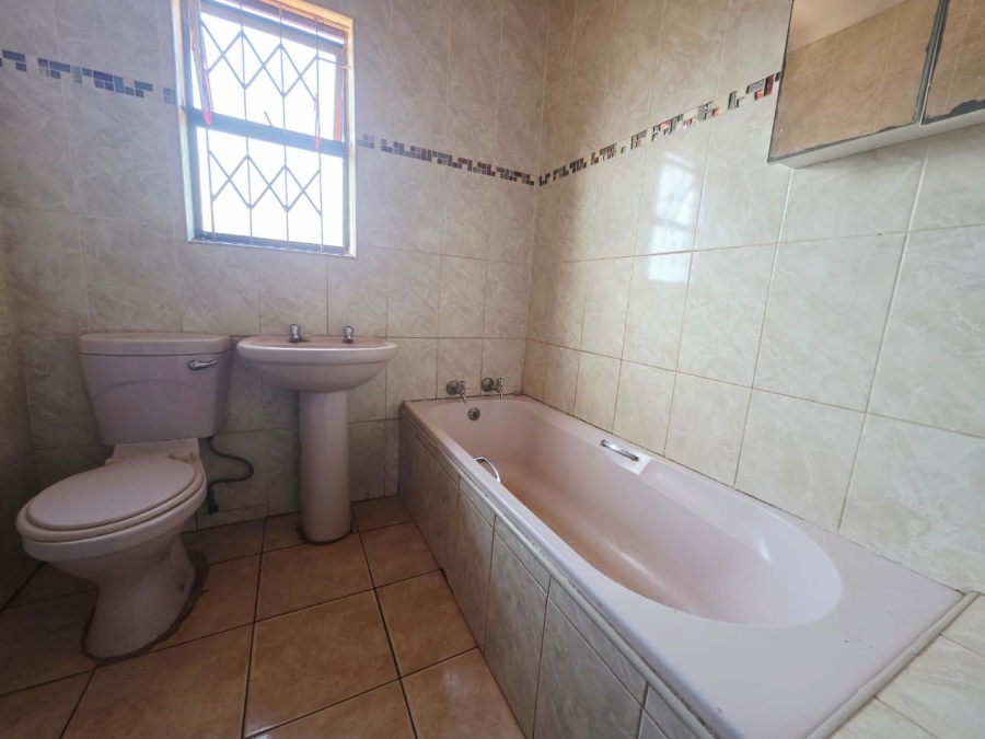 2 Bedroom Property for Sale in Empangeni Rural KwaZulu-Natal