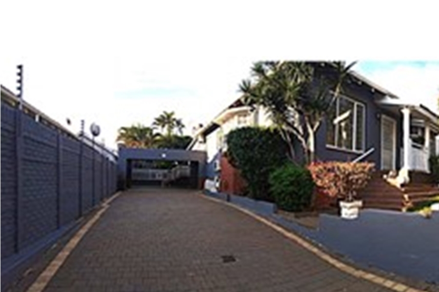 To Let 3 Bedroom Property for Rent in Essenwood KwaZulu-Natal