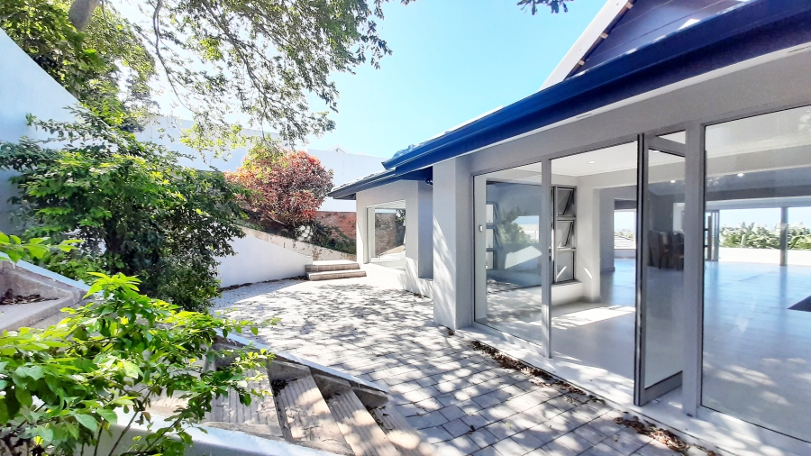 To Let 4 Bedroom Property for Rent in Ballito Central KwaZulu-Natal