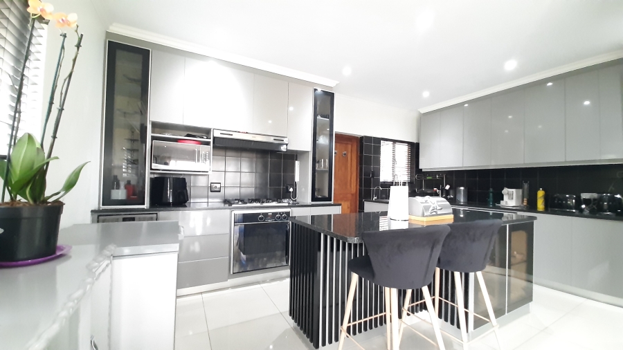 3 Bedroom Property for Sale in Seaward Estate KwaZulu-Natal