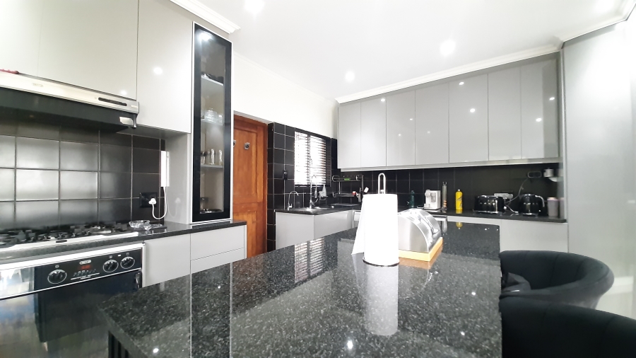 3 Bedroom Property for Sale in Seaward Estate KwaZulu-Natal