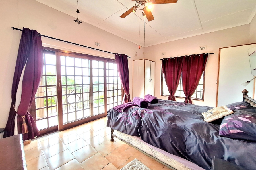 6 Bedroom Property for Sale in Winklespruit KwaZulu-Natal