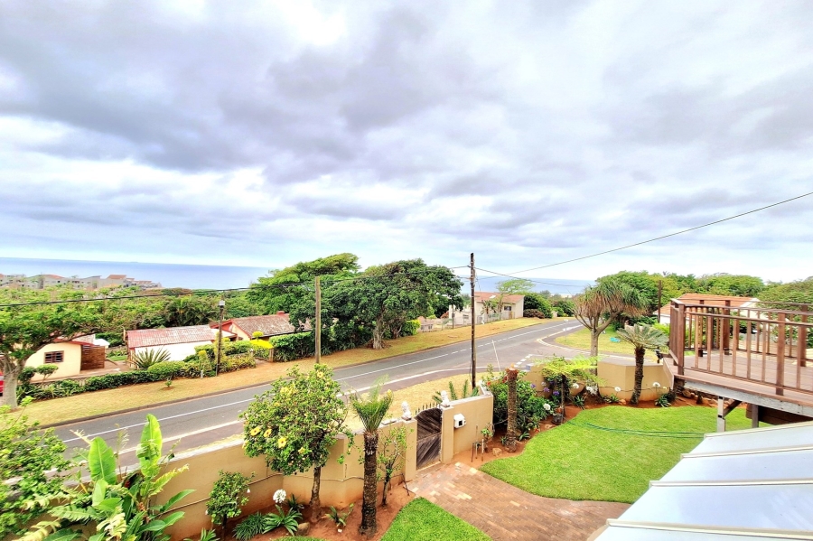 6 Bedroom Property for Sale in Winklespruit KwaZulu-Natal