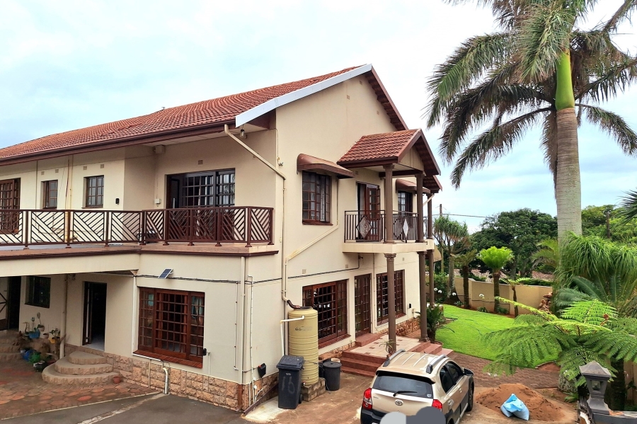 6 Bedroom Property for Sale in Winklespruit KwaZulu-Natal