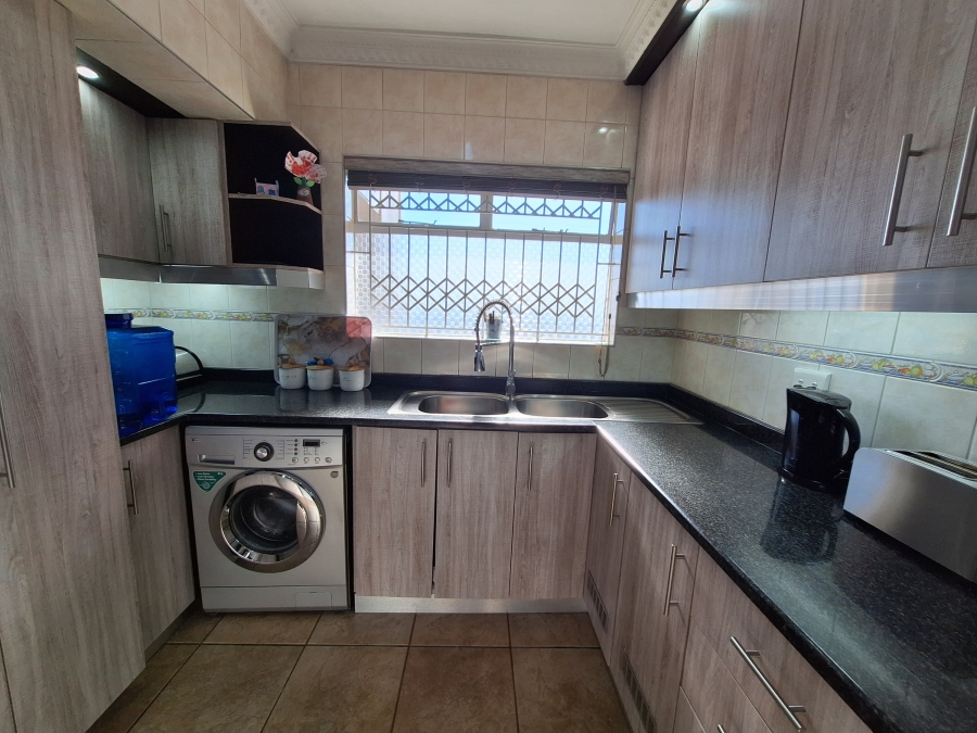 3 Bedroom Property for Sale in Morningside KwaZulu-Natal