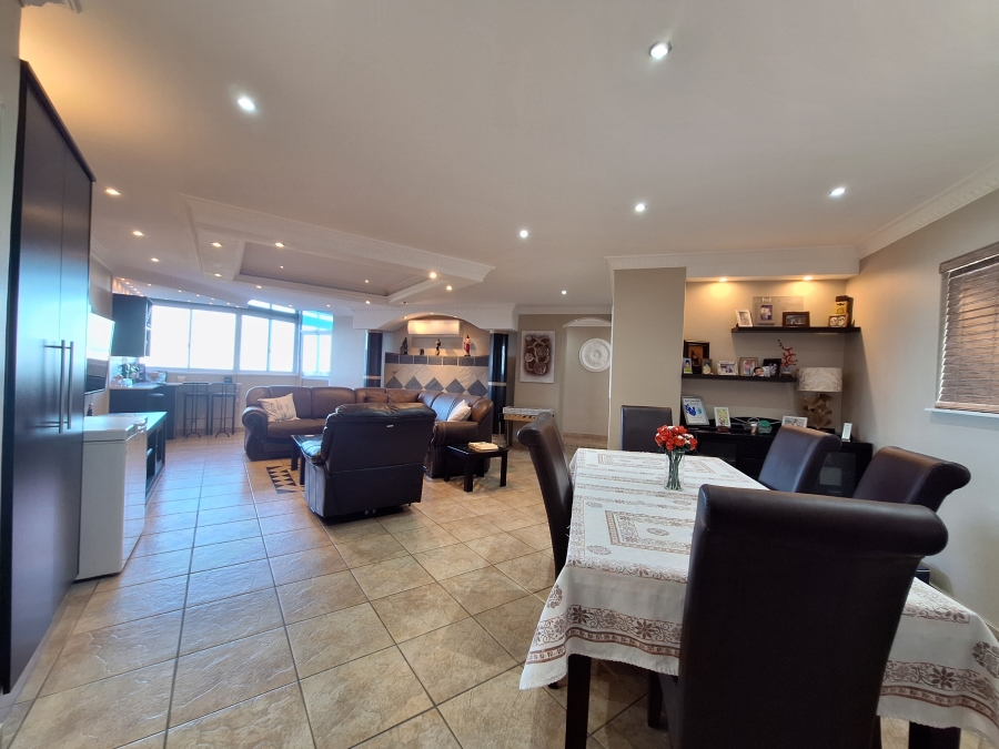 3 Bedroom Property for Sale in Morningside KwaZulu-Natal