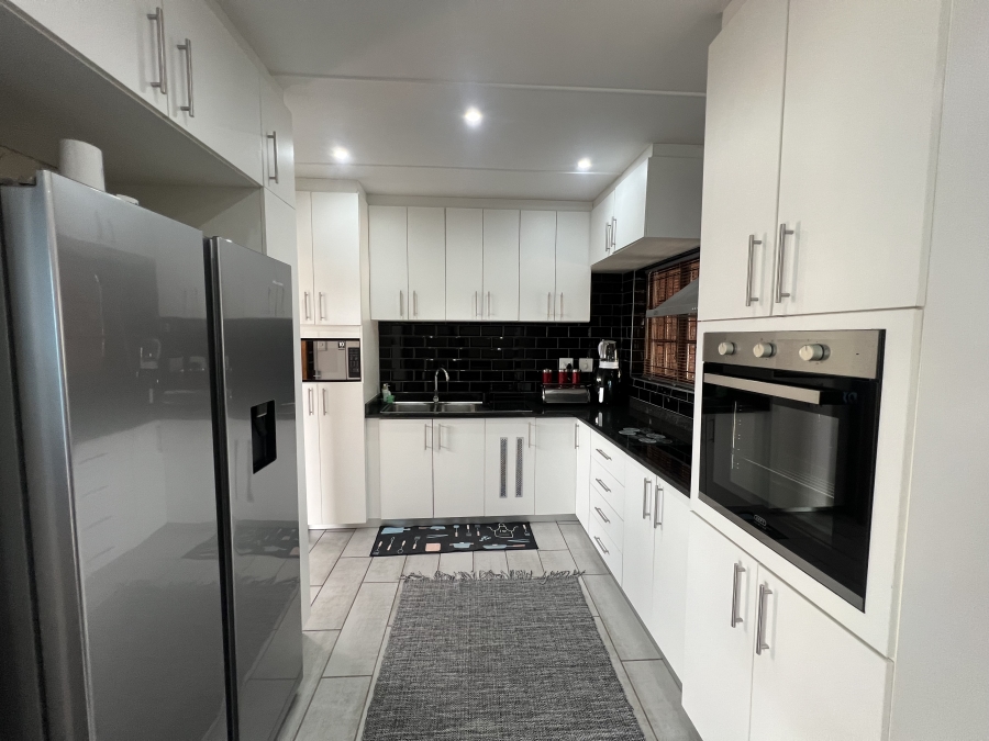 3 Bedroom Property for Sale in Cleland KwaZulu-Natal