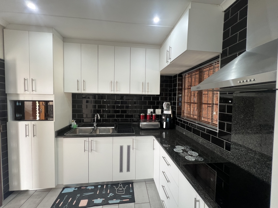 3 Bedroom Property for Sale in Cleland KwaZulu-Natal