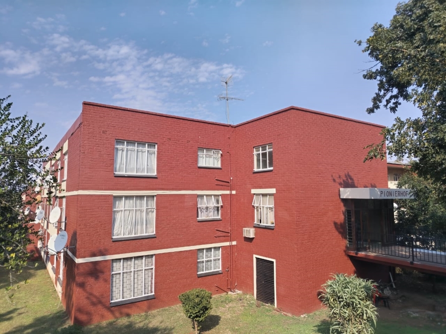 2 Bedroom Property for Sale in Empangeni Central KwaZulu-Natal