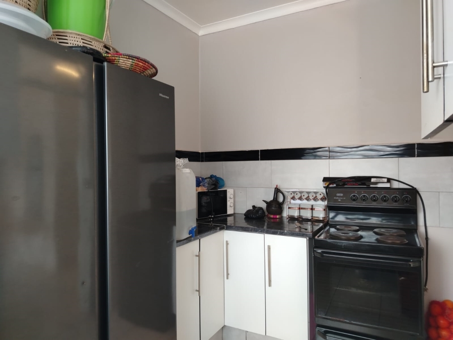 2 Bedroom Property for Sale in Empangeni Central KwaZulu-Natal