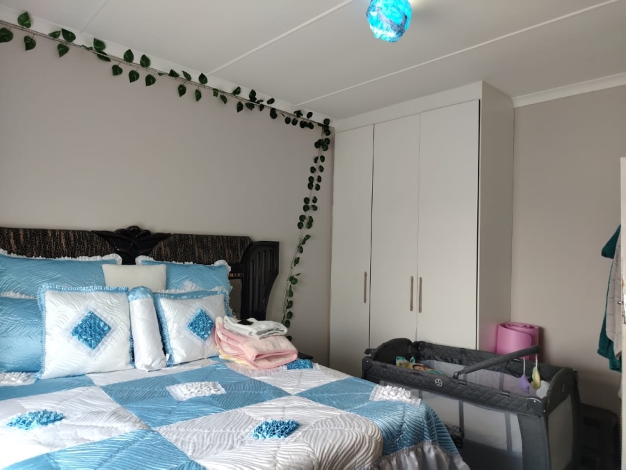 2 Bedroom Property for Sale in Empangeni Central KwaZulu-Natal