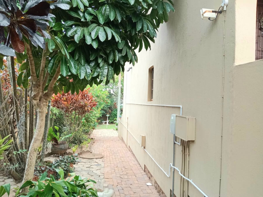 3 Bedroom Property for Sale in Uvongo KwaZulu-Natal