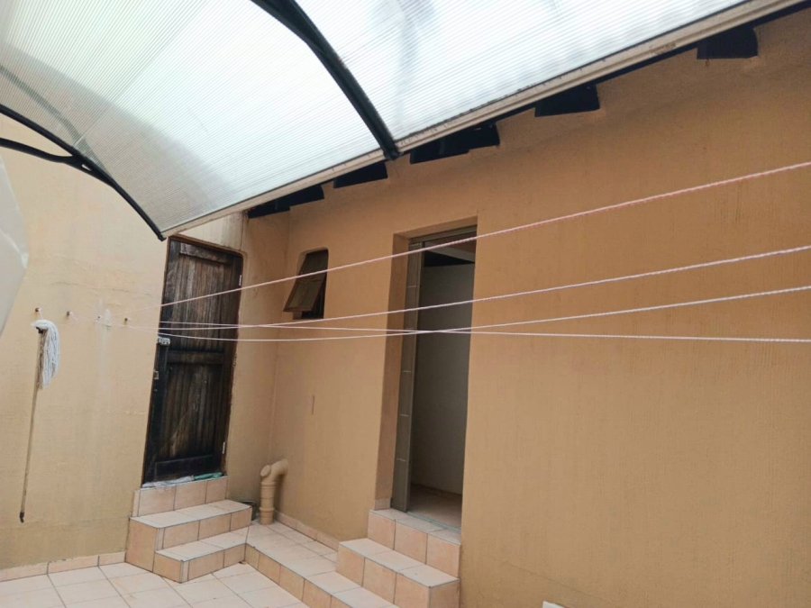 3 Bedroom Property for Sale in Uvongo KwaZulu-Natal