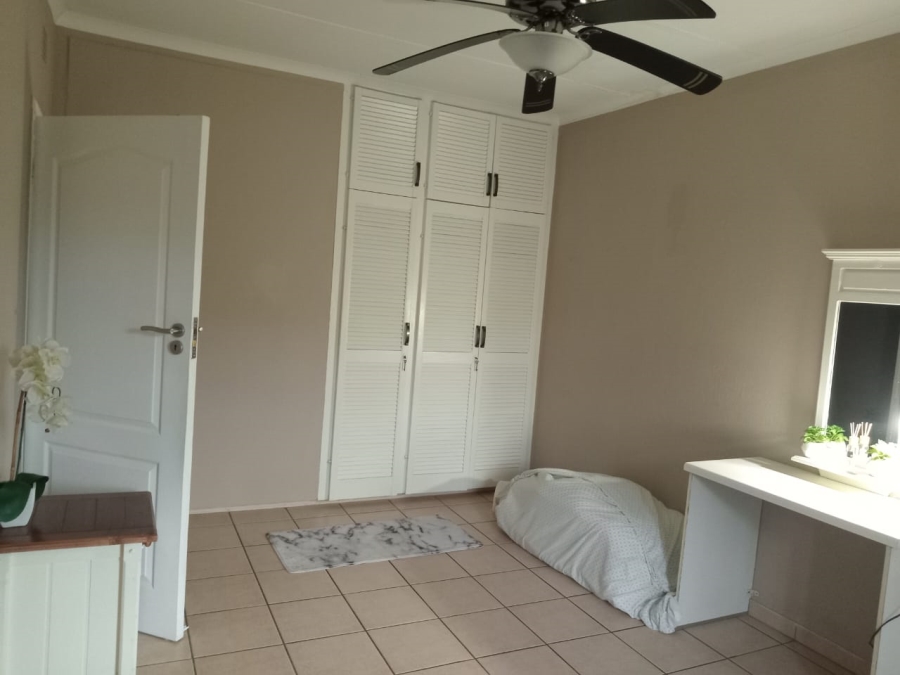 3 Bedroom Property for Sale in Uvongo KwaZulu-Natal