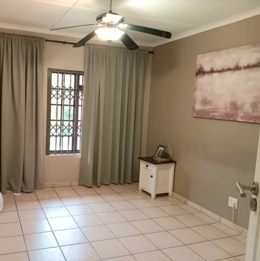 3 Bedroom Property for Sale in Uvongo KwaZulu-Natal