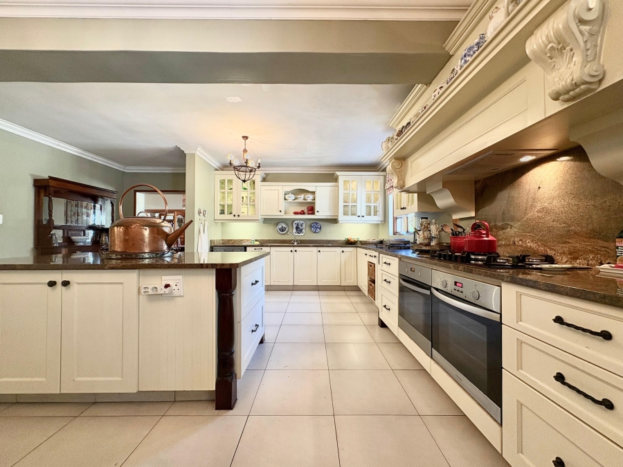 5 Bedroom Property for Sale in Ballito Central KwaZulu-Natal