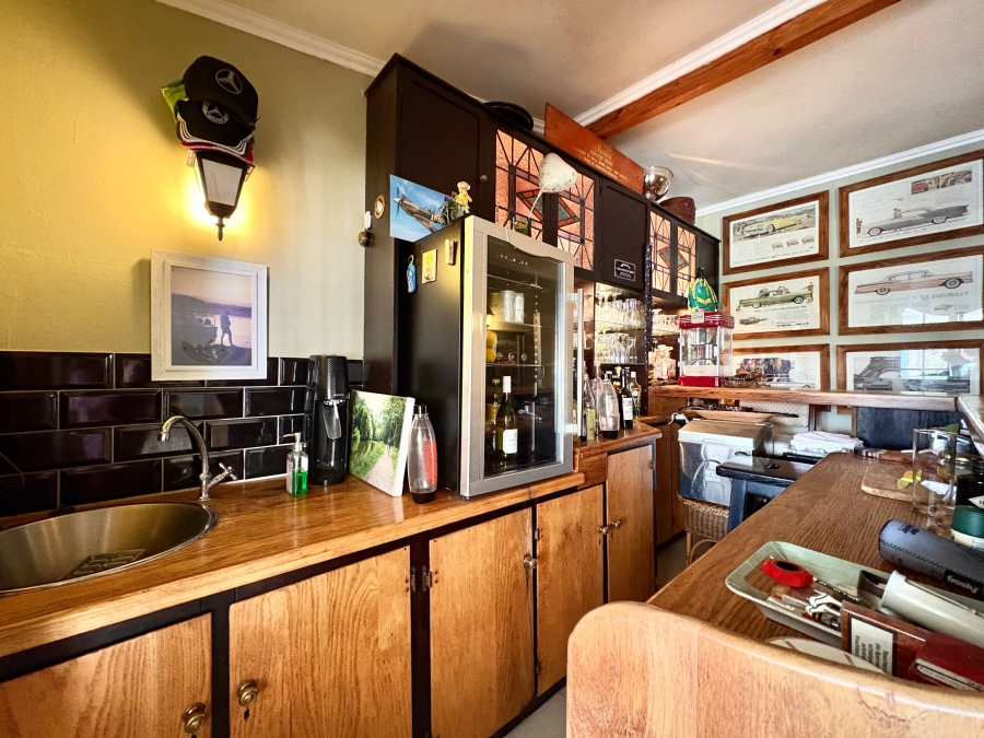 5 Bedroom Property for Sale in Ballito Central KwaZulu-Natal