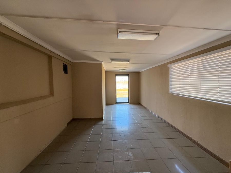 To Let commercial Property for Rent in Newcastle KwaZulu-Natal