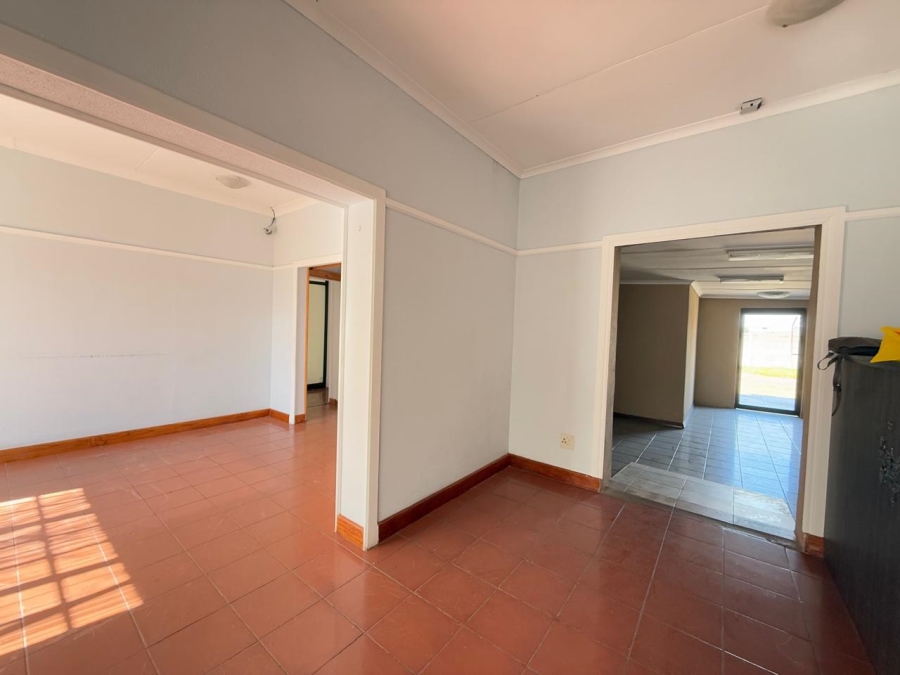To Let commercial Property for Rent in Newcastle KwaZulu-Natal