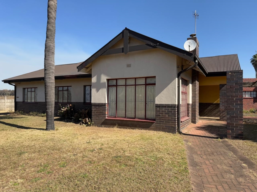 To Let commercial Property for Rent in Newcastle KwaZulu-Natal