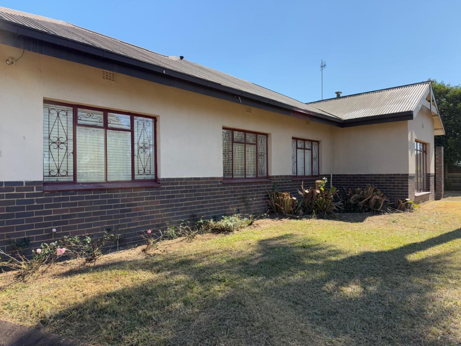 To Let commercial Property for Rent in Newcastle KwaZulu-Natal