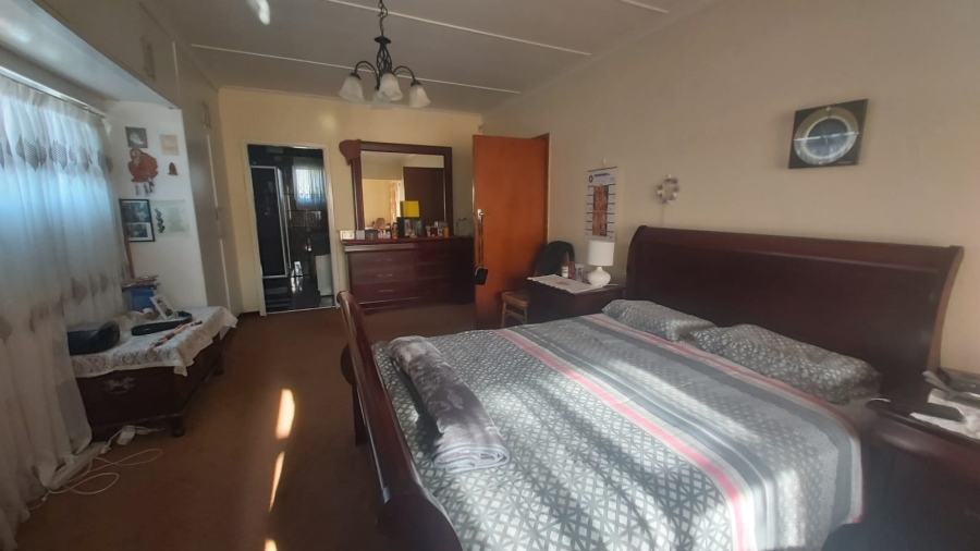 4 Bedroom Property for Sale in Bluff KwaZulu-Natal
