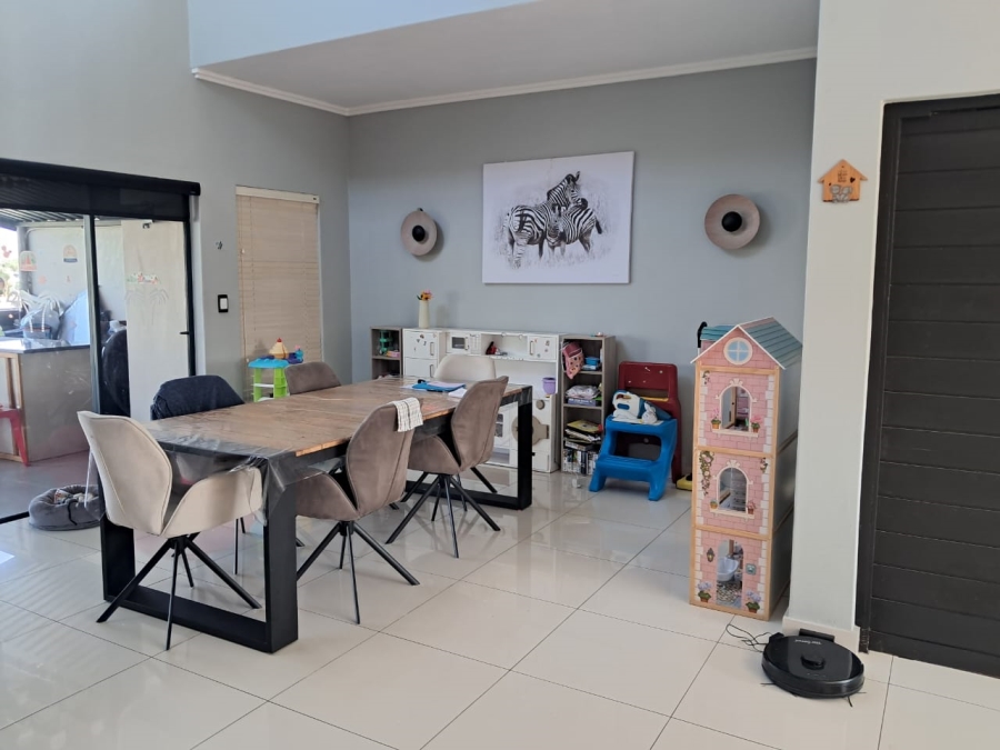 3 Bedroom Property for Sale in Palm Lakes Estate KwaZulu-Natal