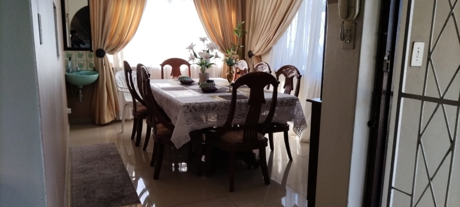 5 Bedroom Property for Sale in Clare Hills KwaZulu-Natal